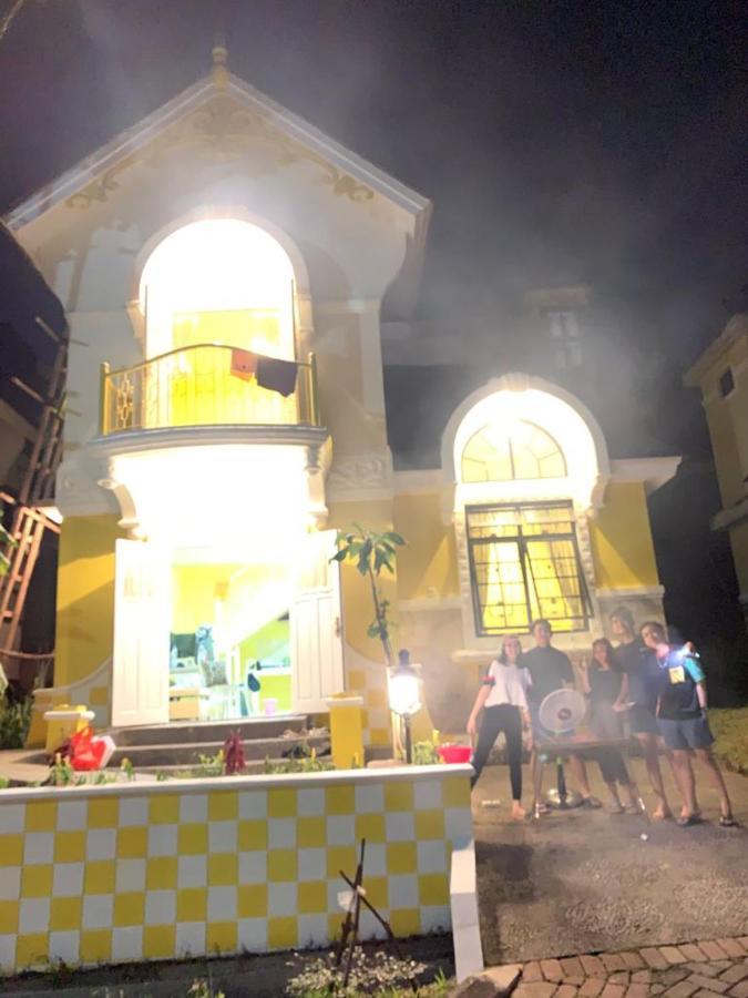 Villa Wubao Kota Bunga 3 Kamar Harga Budget Cinengangirang Exterior foto